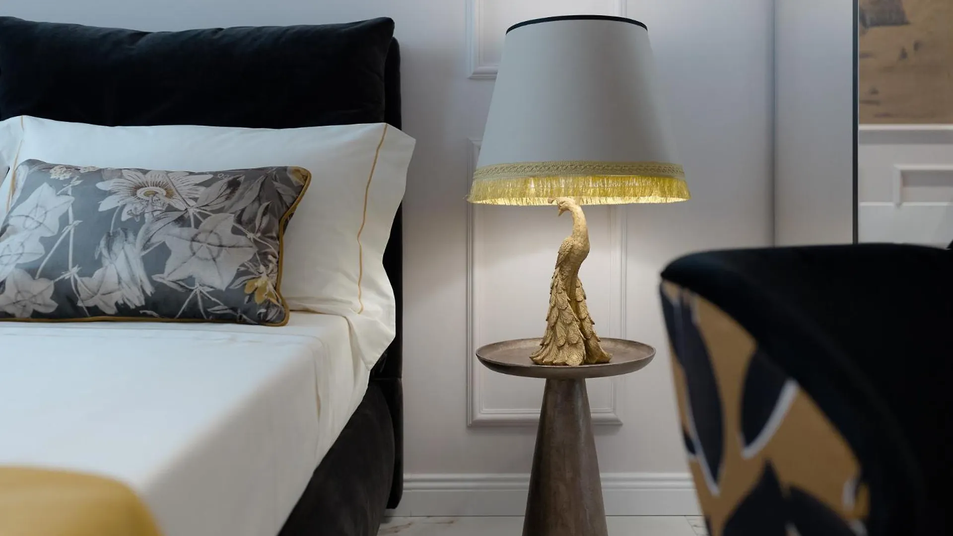 Apartment Le Cinque Lampade Florence Suites Italy