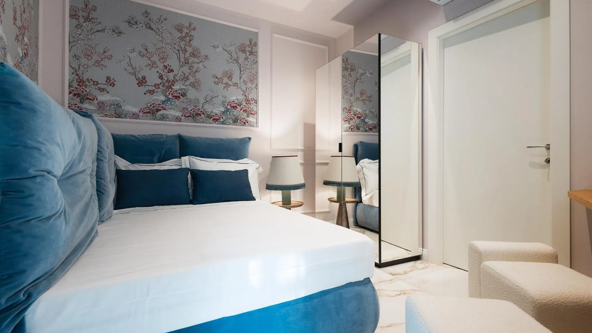 Apartament Le Cinque Lampade Florence Suites